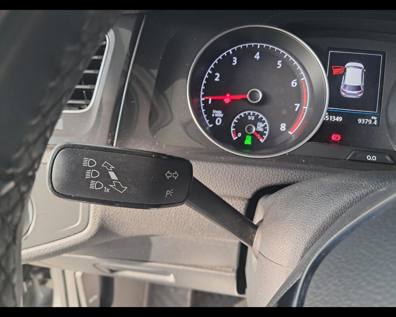 Foto VOLKSWAGEN Golf 5p 1.5 tgi Executive 130cv dsg