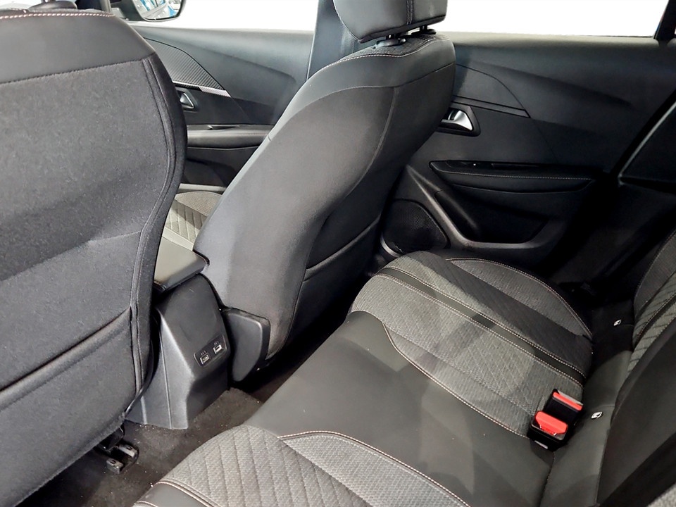 PEUGEOT 208 1.2 puretech Allure s&s 100cv Benzina usato - 16