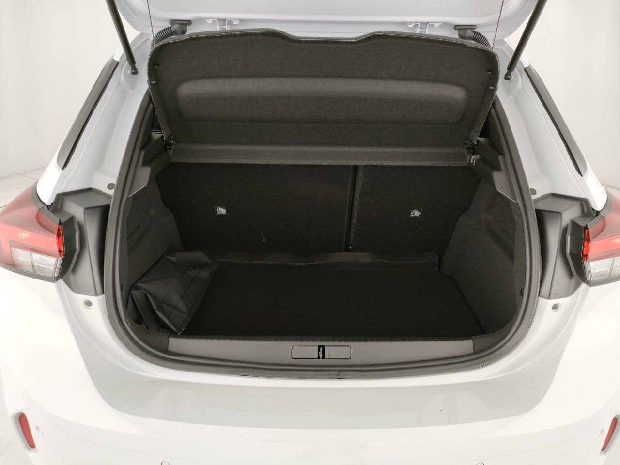 Opel Corsa Nuovo  Corsa Porto Mantovano