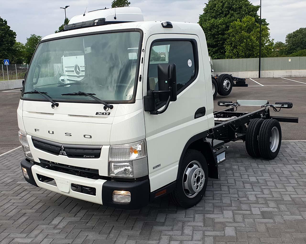 Mitsubishi Fuso Canter 3C13/25 TF1 MY19 Cab Sing Com