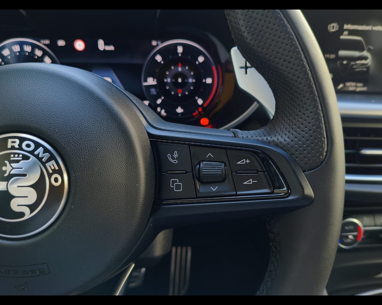 Foto ALFA ROMEO Stelvio 2.2 t Veloce Q4 210cv auto