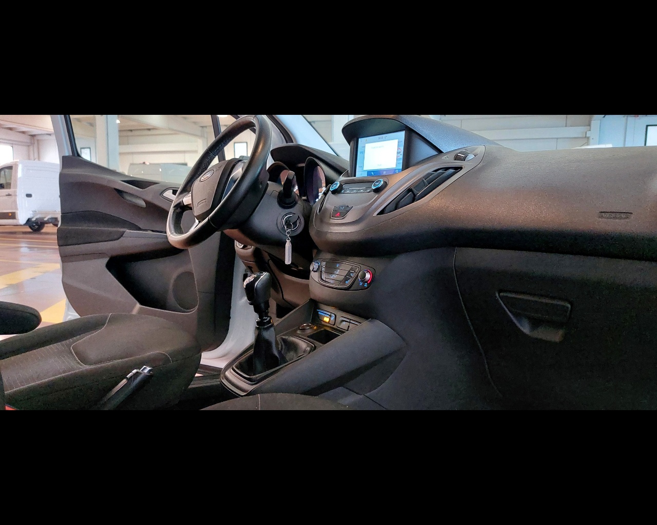 FORD TRANSIT COURIER 1.5