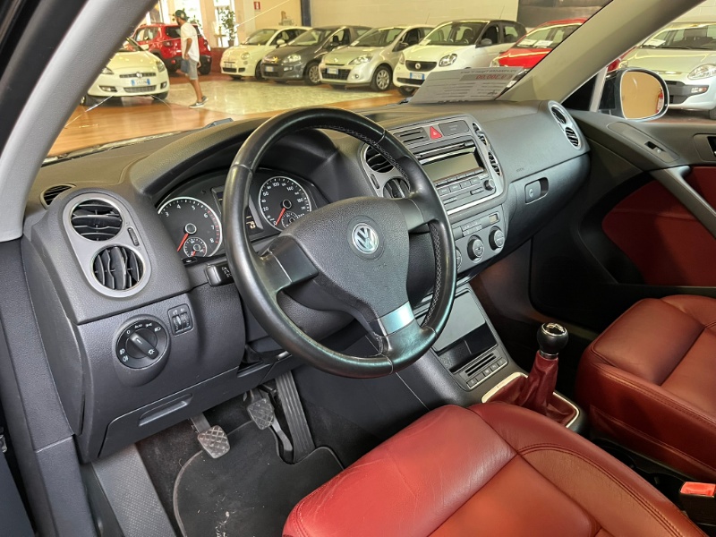 VOLKSWAGEN – Tiguan 1.4 TSI 4MOTION Trend & Fun
