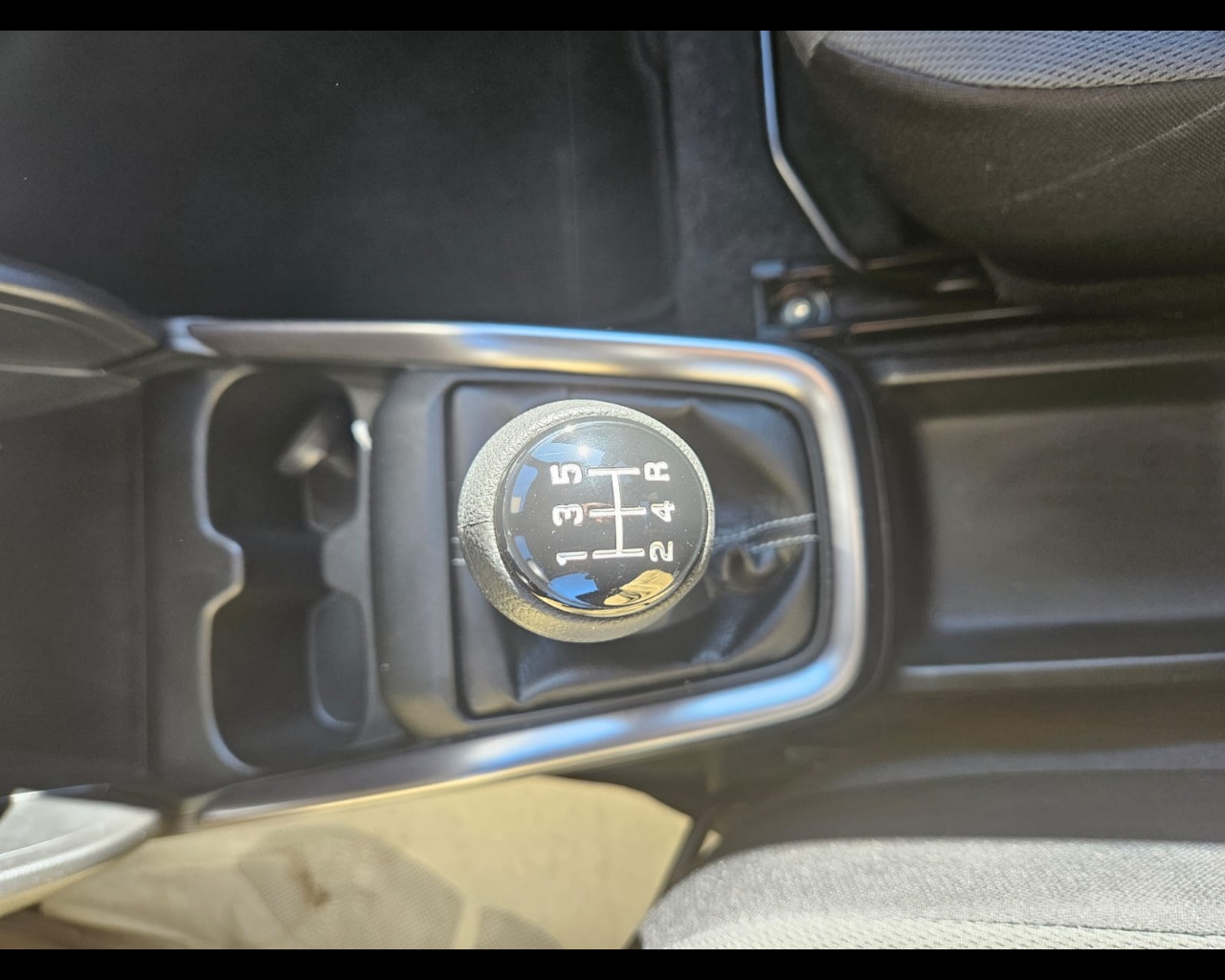Foto SUZUKI Swift 1.2h Top 2wd