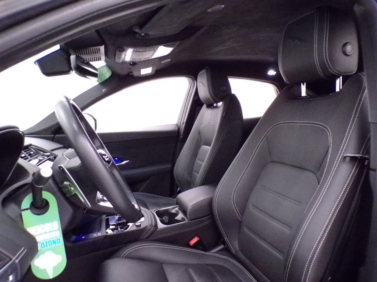 Jaguar E-Pace E-Pace 2.0 I4 249cv R-Dynamic HSE AWD Auto - 13