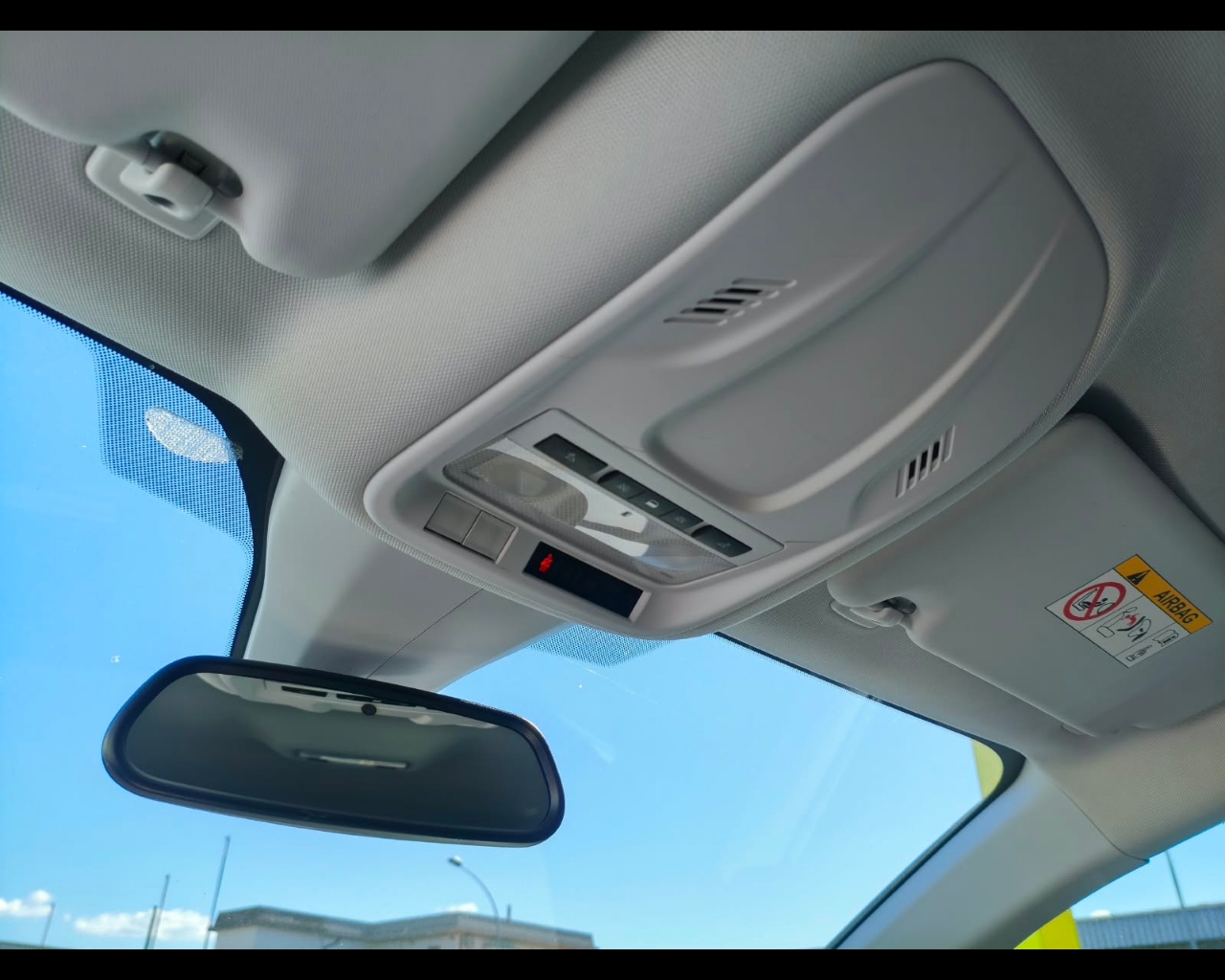Foto OPEL Grandland 1.5 ecotec Business Elegance s&s 130cv at8