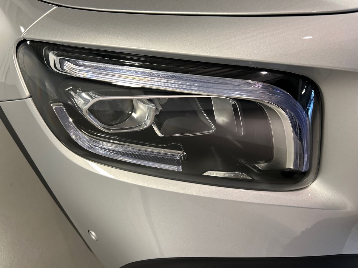 Mercedes GLB GLB 180 D Premium 8G-DCT - 7