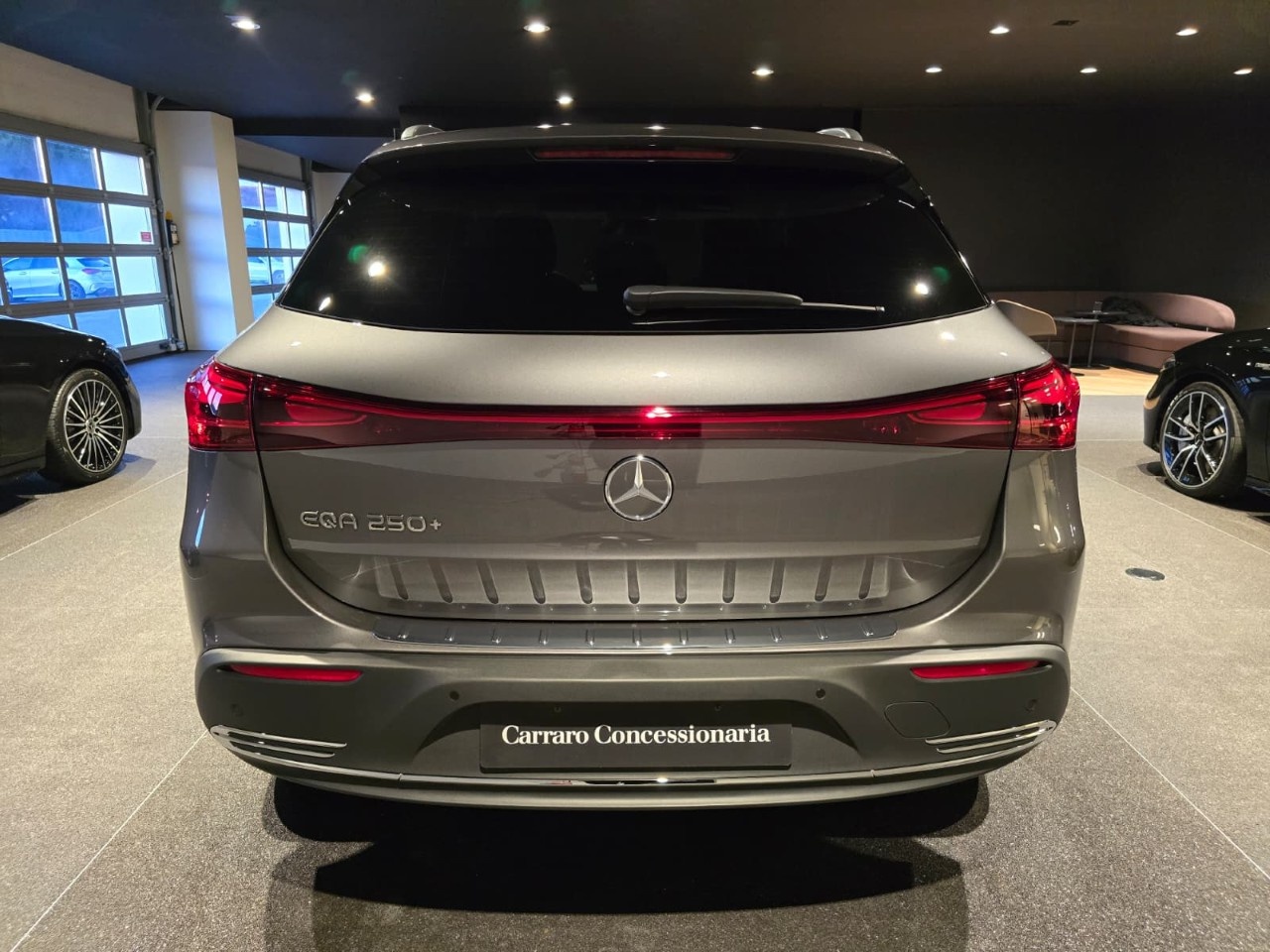 Mercedes EQA EQA 250+ Street Edition - 4