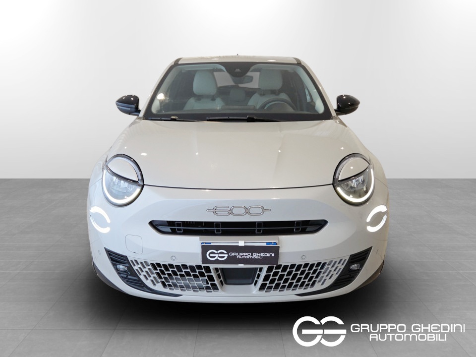 FIAT 600 1.2 hybrid La Prima 110cv auto Ibrida usato - 3