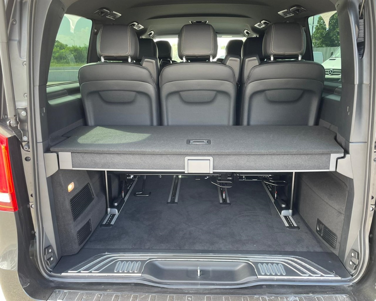 Mercedes EQV EQV 300 Long - 12