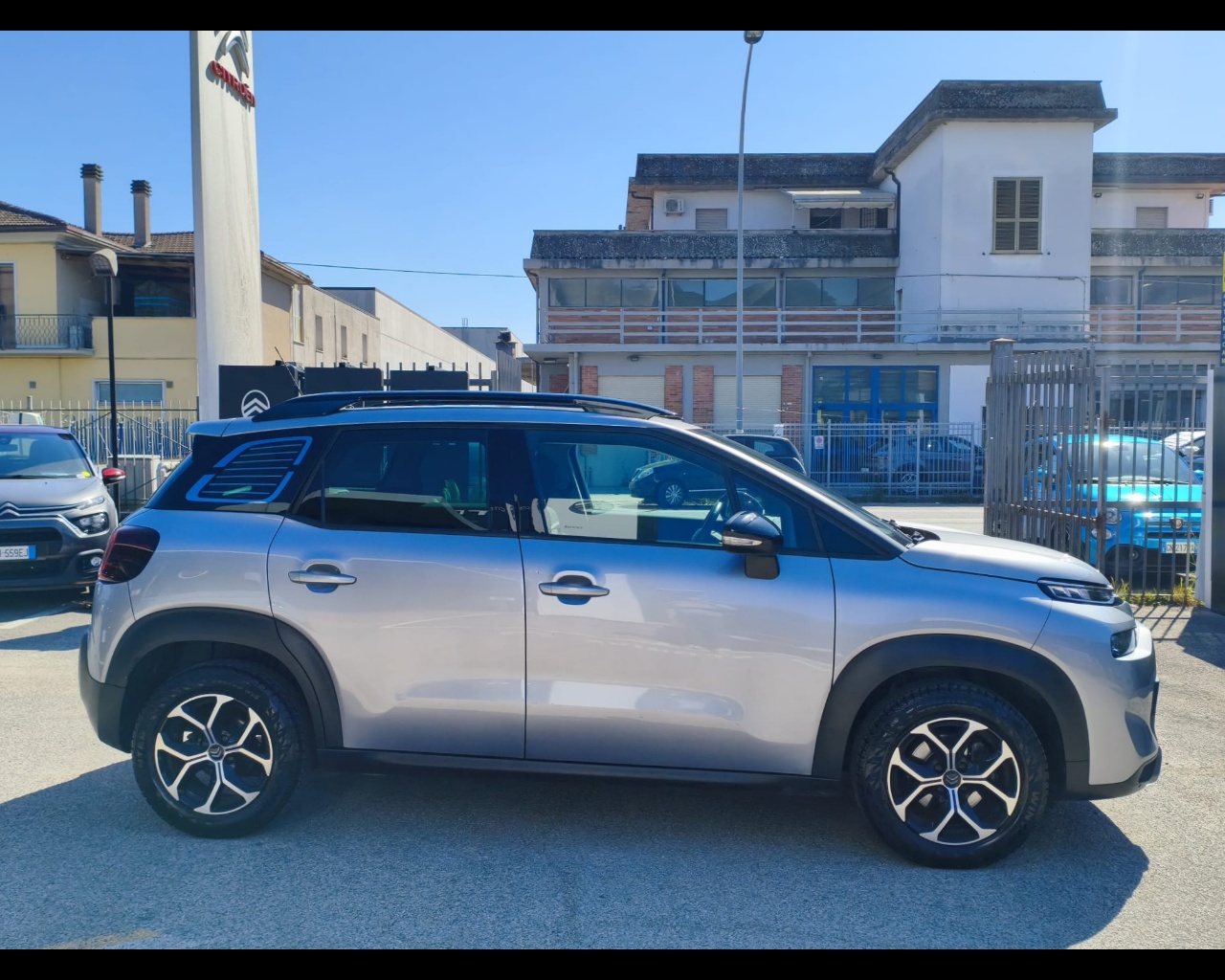 Foto CITROEN C3 Aircross 1.2 puretech Shine Pack s&s 110cv