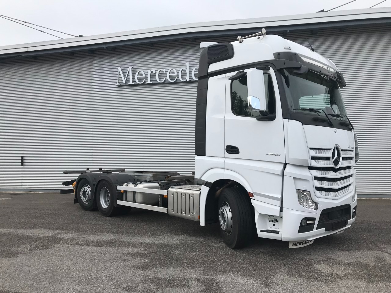Mercedes Actros actros 2548 L Flat cab. Str.Sp. 2,5 Euro VI
