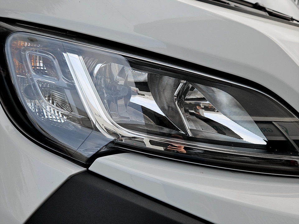 FIAT NUOVO DUCATO Ducato Serie 2 Stock My25 Furgone Lastrato 33q Mh2 140cv 2.2 Multijet 3 E Diesel km0 - 21