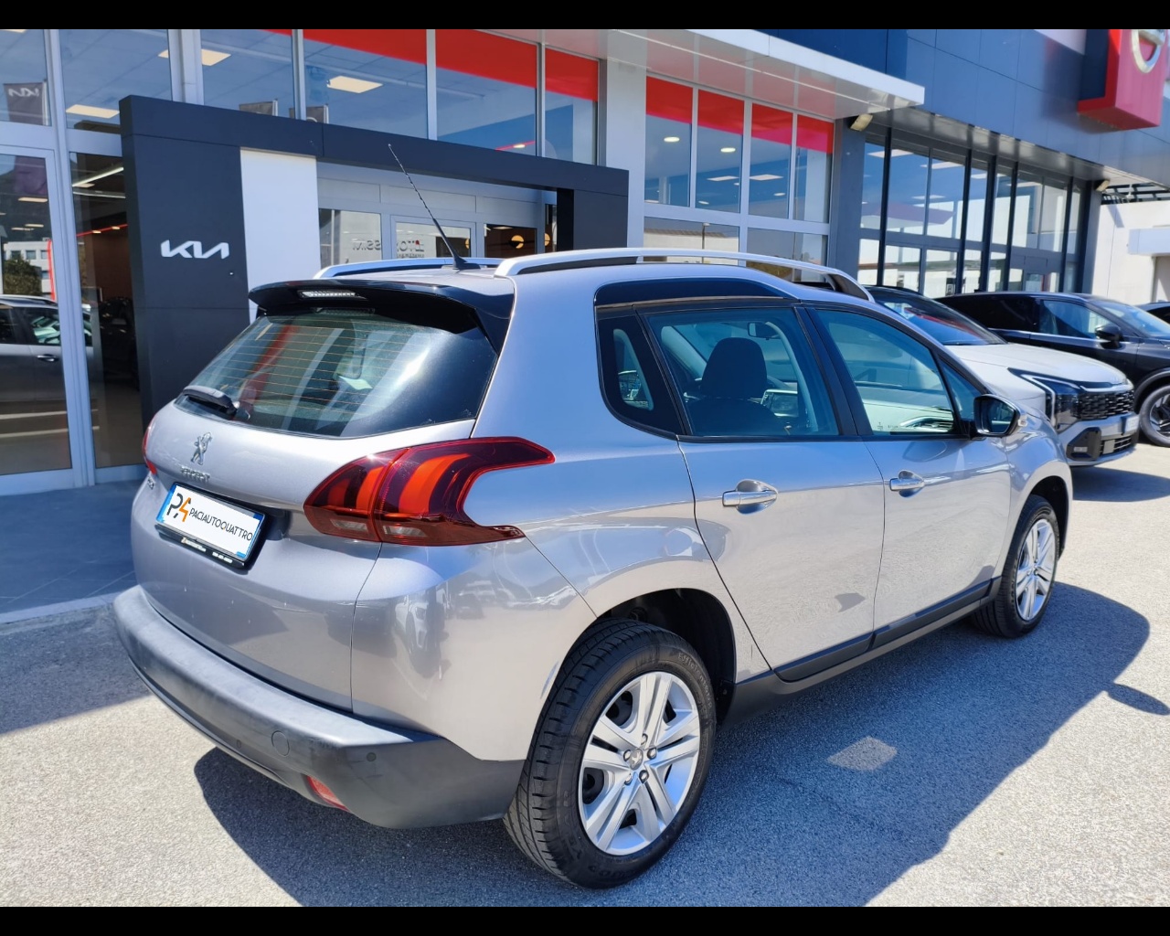 Foto PEUGEOT 2008 1.2 puretech Active s&s 82cv 
