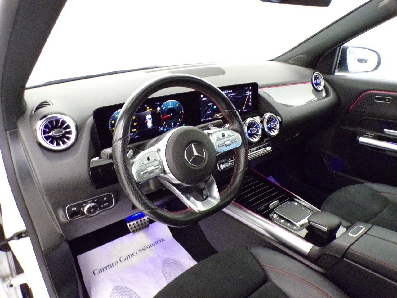 Mercedes GLA GLA 200 D Premium 8G-DCT - 12