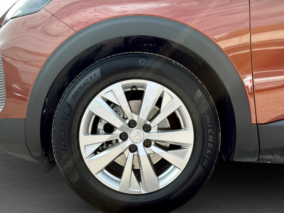 PEUGEOT 5008 1.2 puretech t Active Pack s&s 130cv Benzina usato - 18