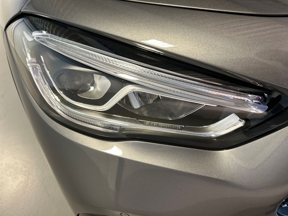 Mercedes GLA GLA 200 D Premium 4Matic 8G-DCT - 7