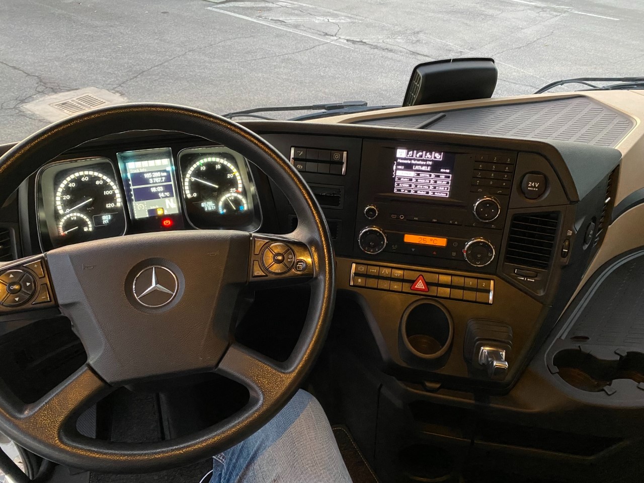 Mercedes Actros actros 1853 LS flat cab. Str.Sp.2,5 Euro VI - 21
