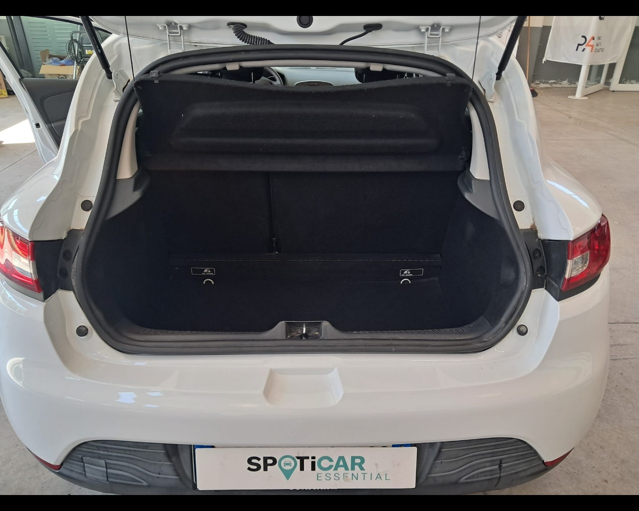 Foto RENAULT Clio 5p 1.2 Wave 75cv