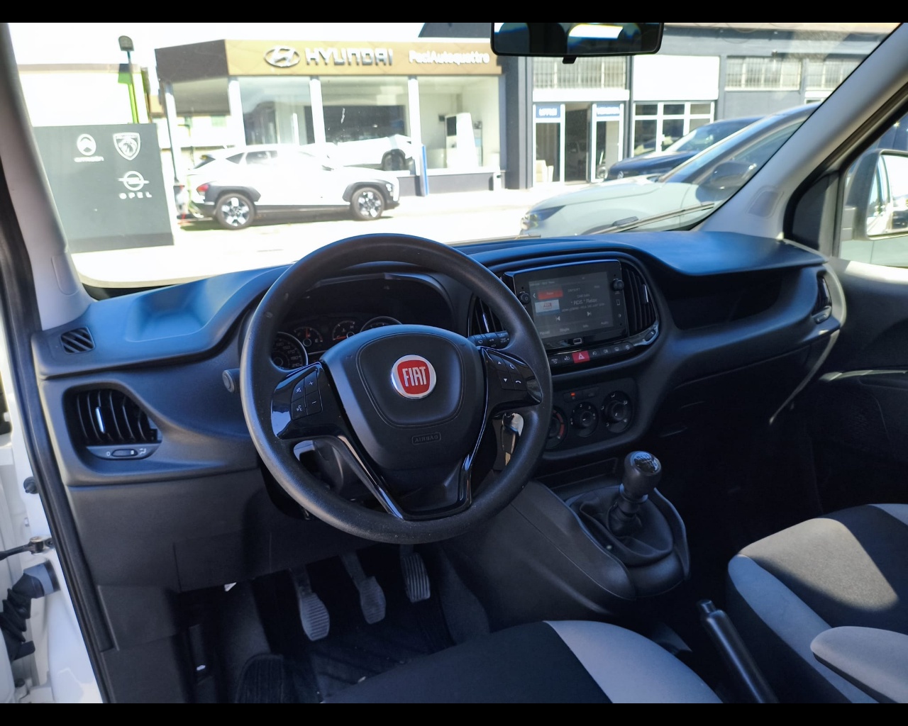 Foto FIAT Doblo cargo 1.6 mjt 105cv CH1 Lounge S&S 5p.