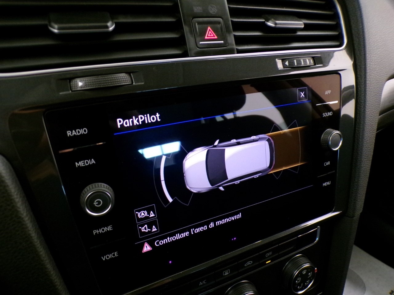 Volkswagen Golf Golf 5 Porte 1.6 TDI BlueMotion 115cv Sport DSG - 17