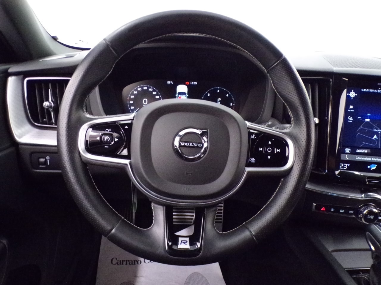 Volvo XC60 XC60 2.0 D4 R-Design AWD Geartronic - 17