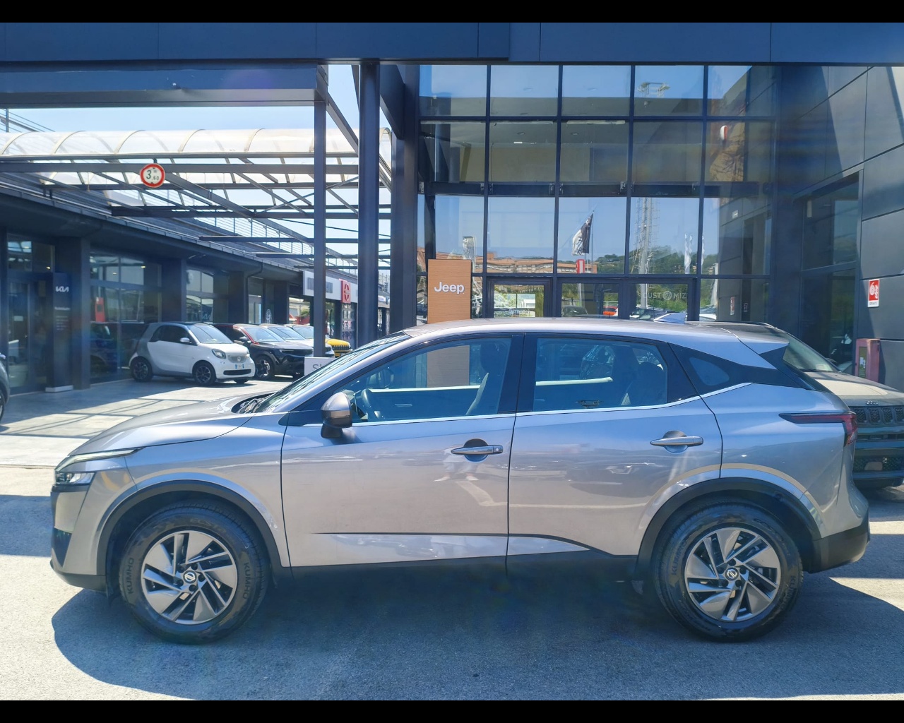 Foto NISSAN Qashqai 1.3 mhev Acenta 2wd 140cv
