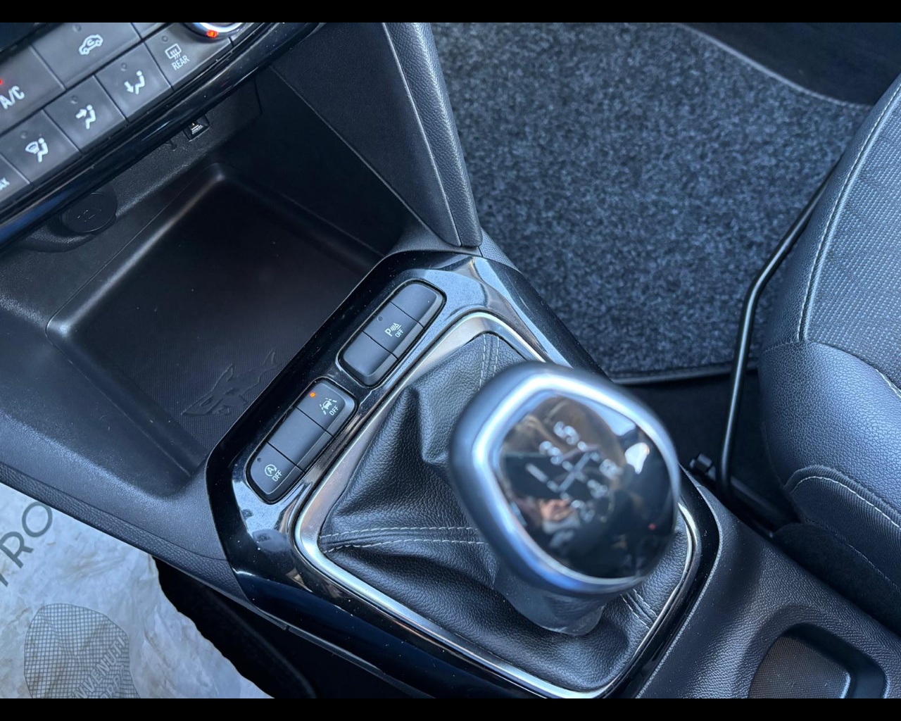 Foto OPEL Corsa 1.2 Elegance s&s 75cv