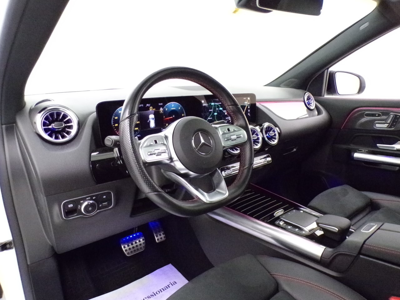 Mercedes GLA GLA 200 D Premium 4Matic 8G-DCT - 12
