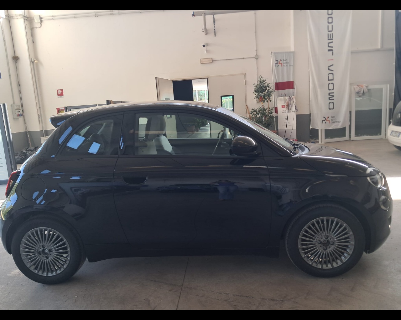 Foto FIAT 500 1.0 hybrid Icon