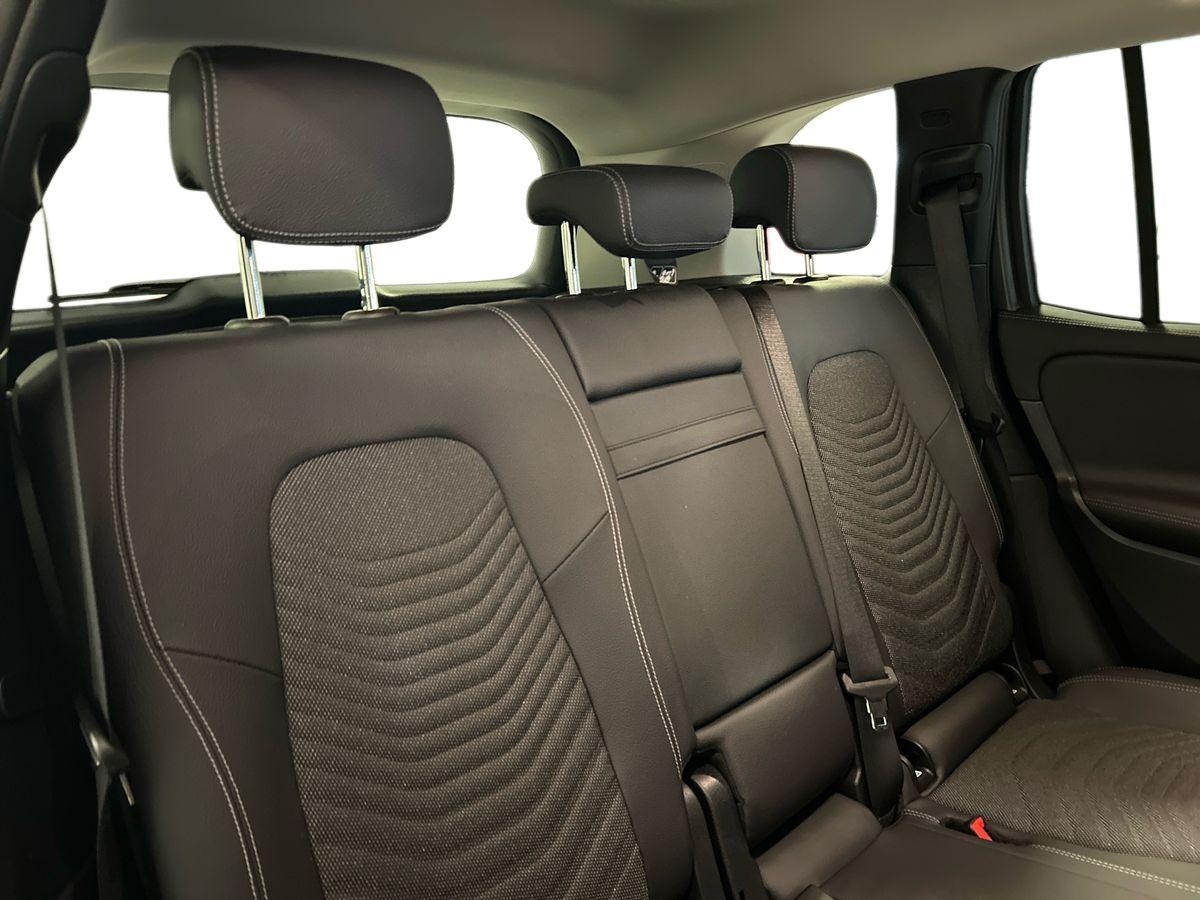 Mercedes  GLB 200 d Progressive Advanced Plus 4matic auto - 16