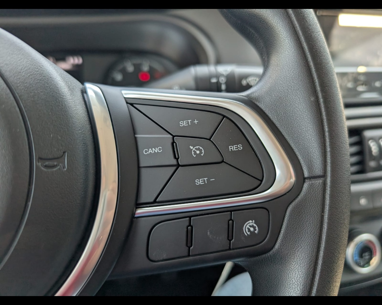 Foto FIAT TIPO SEDAN 1,6 130 CV 