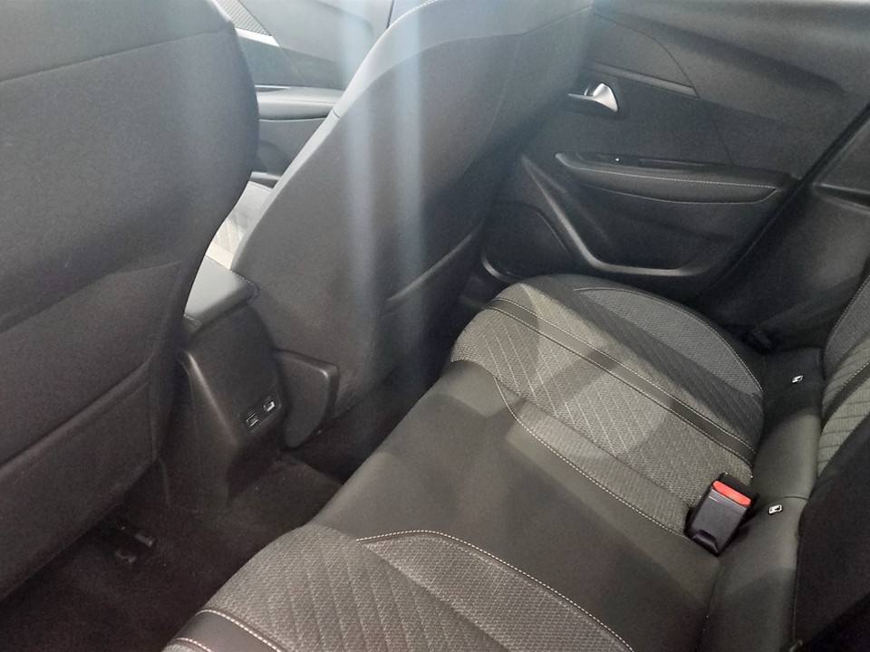 PEUGEOT 208 1.2 puretech Allure s&s 100cv Benzina usato - 16