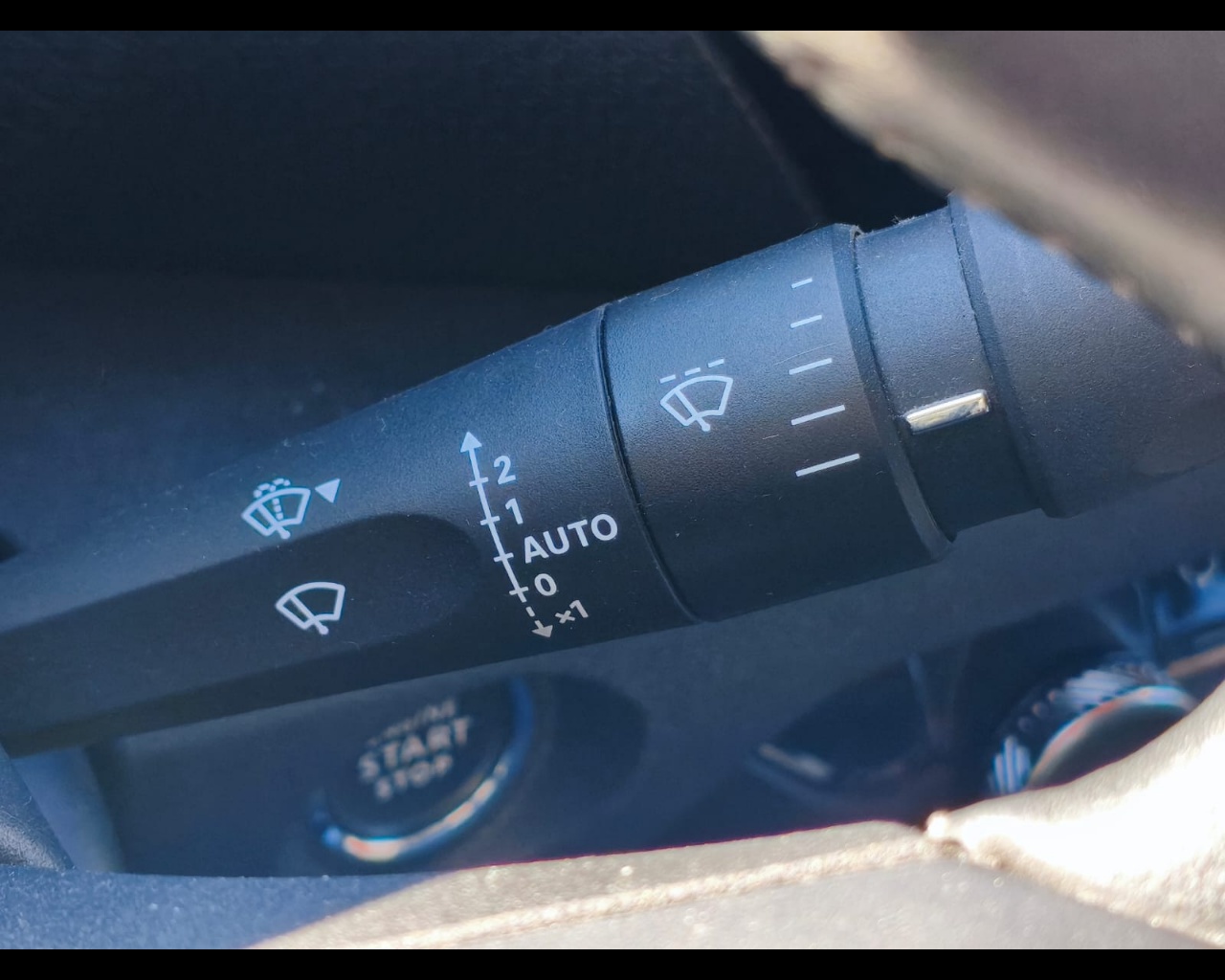 Foto CITROEN E-C4 Feel Pack