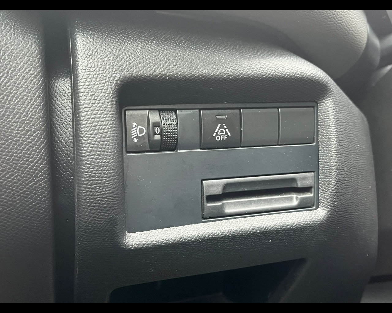 Foto CITROEN C5 Aircross 1.5 bluehdi Shine s&s 130cv eat8 