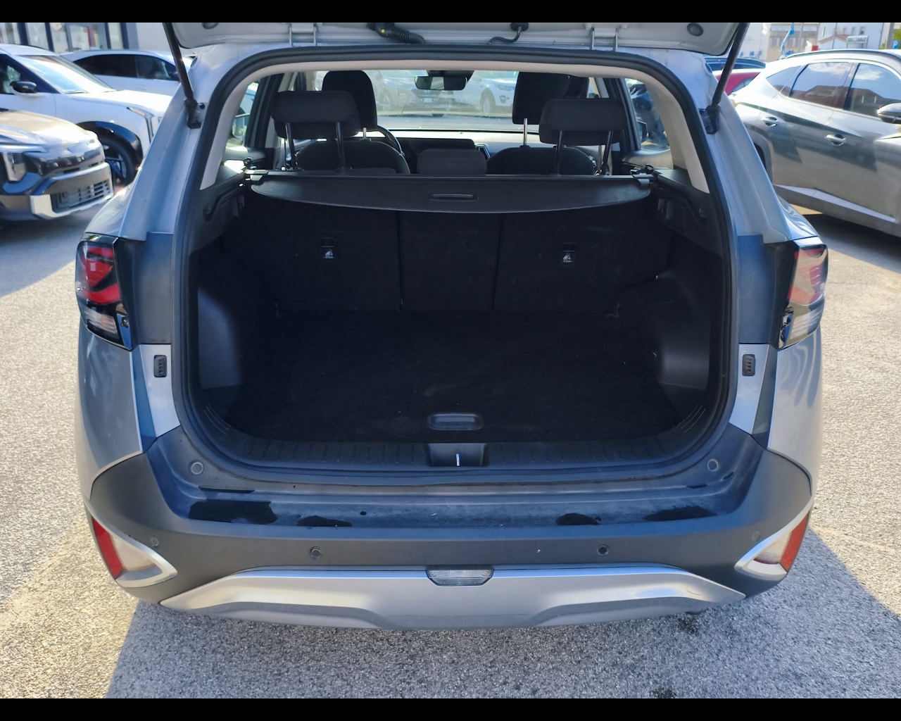 Foto KIA Sportage 1.6 crdi mhev Business imt