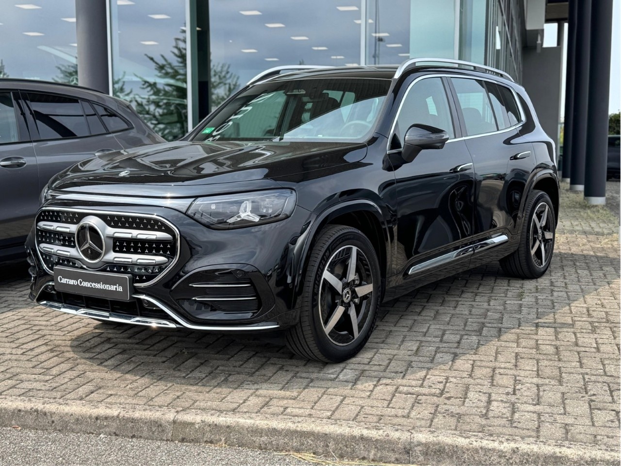 Mercedes GLB Elettrica GLB 250+ con tecnologia EQ Advanced Plus - 3