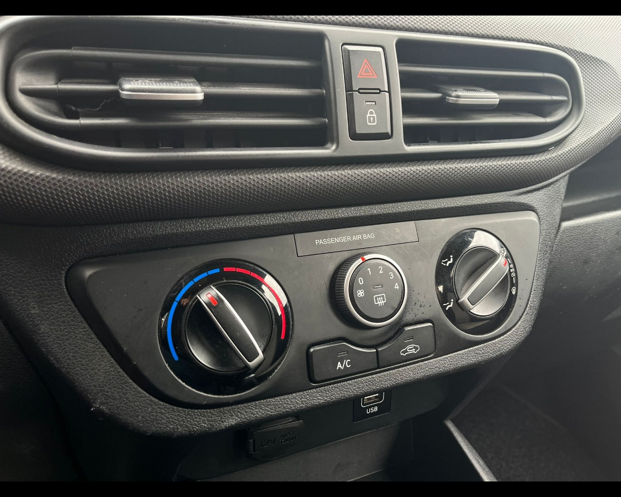 Foto HYUNDAI i10 1.0 mpi Advanced Plus Pack