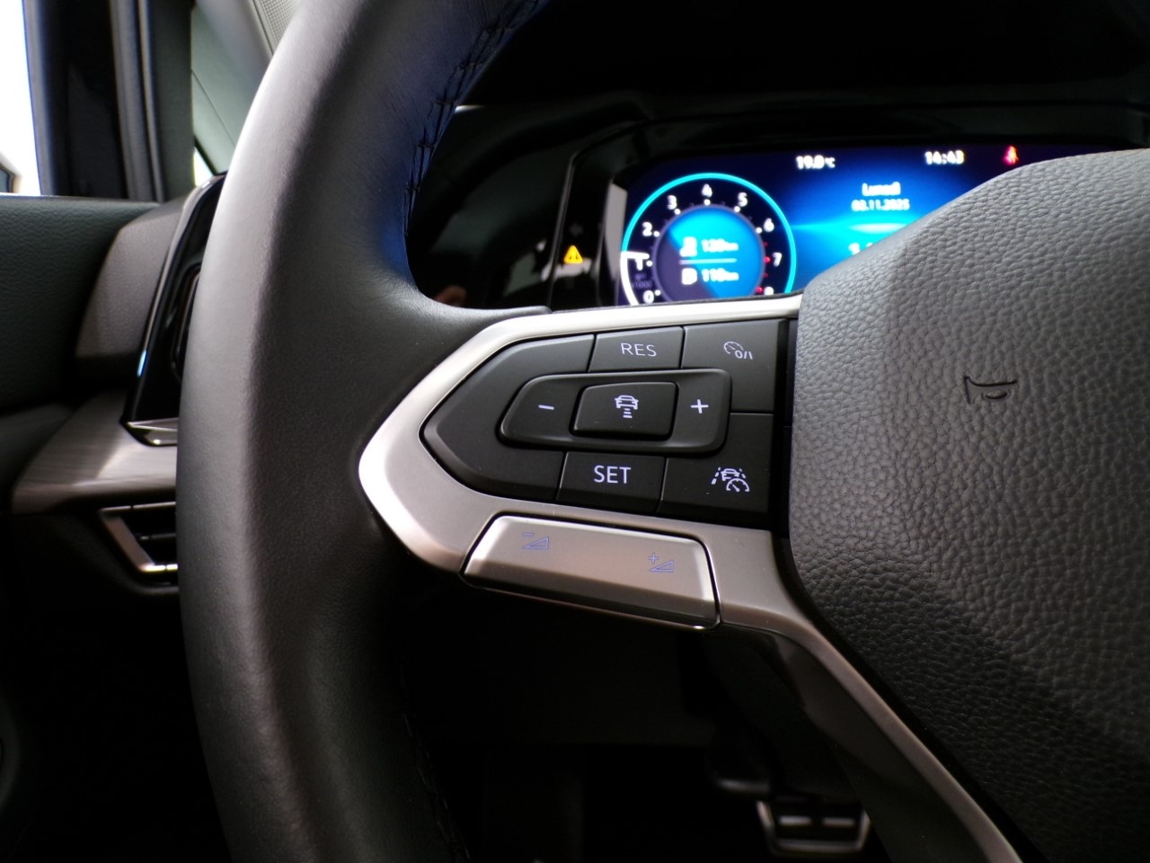 Volkswagen Golf Golf 1.5 TGI 130cv Style DSG - 18