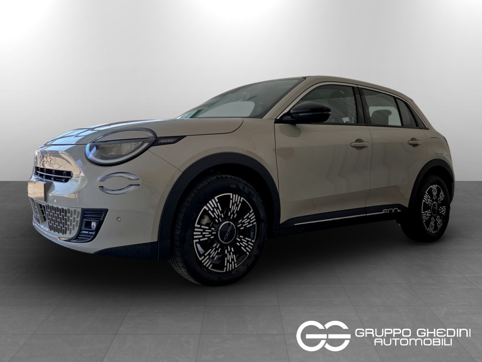 FIAT 600 1.2 hybrid 145cv auto Ibrida usato