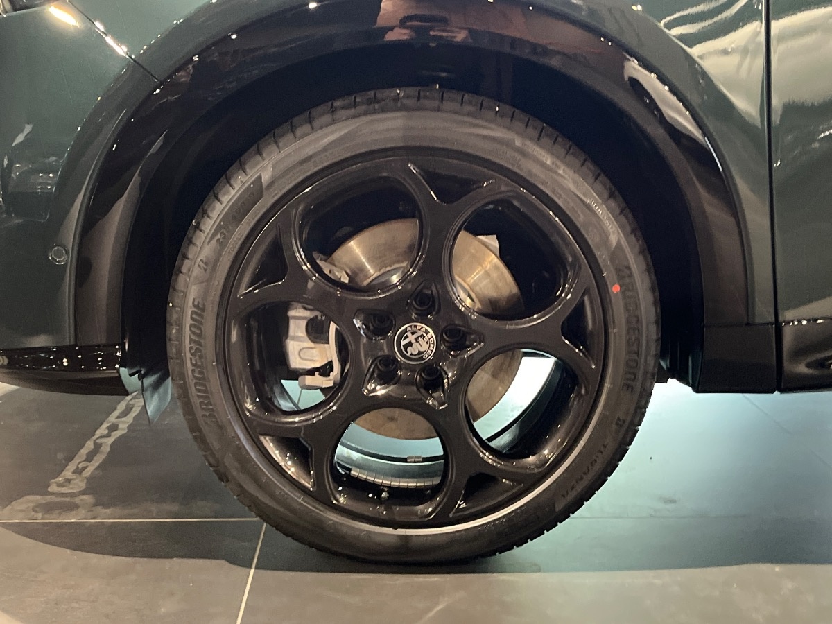 Alfa Romeo Tonale Nuovo Ibrido benzina Tonale Rovigo