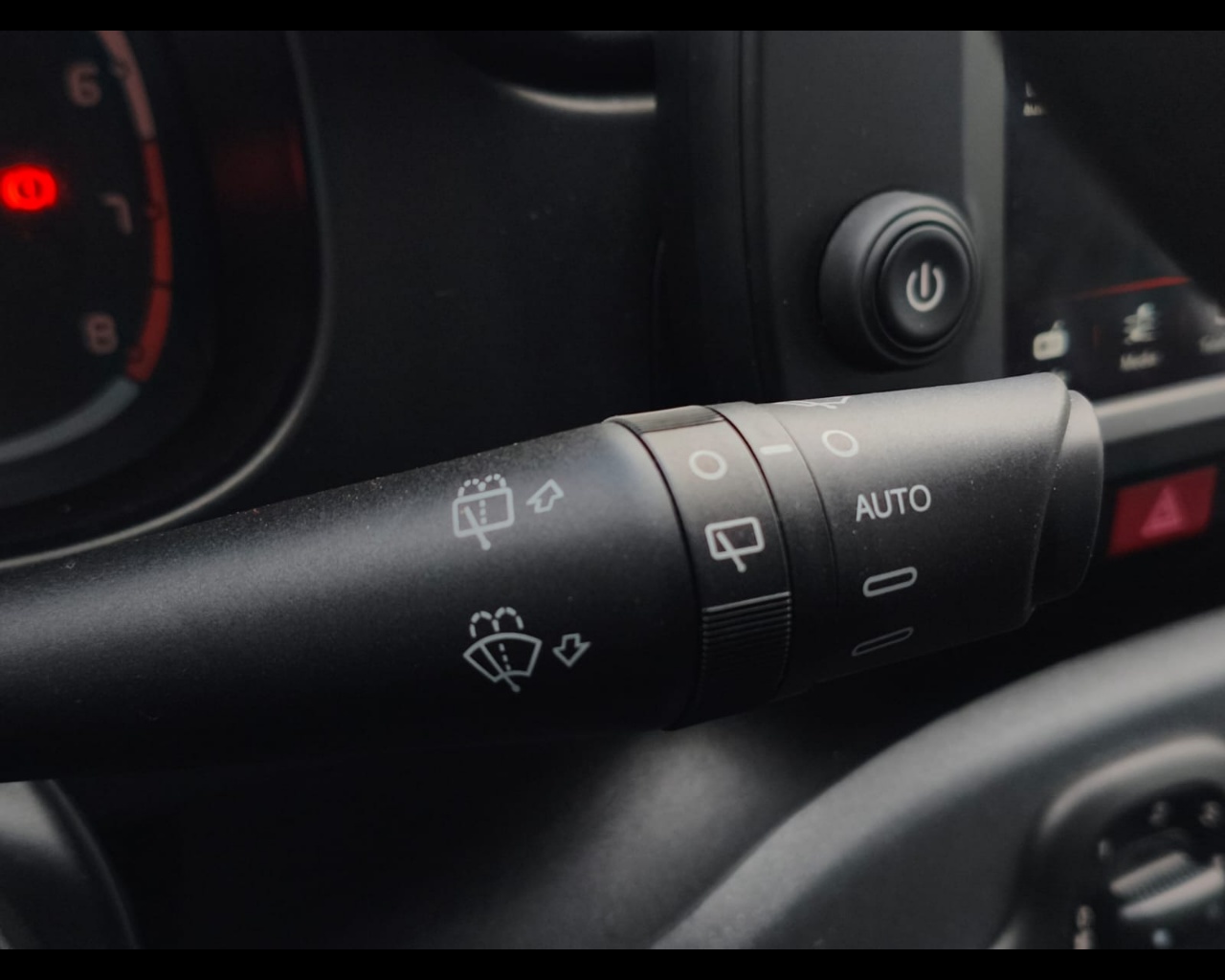 Foto FIAT Panda 1.0 firefly hybrid Cross s&s 70cv 5p.ti