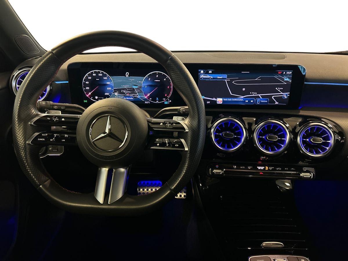 Mercedes Classe A Classe A 180 D Advanced Plus AMG Line 8G-DCT - 11