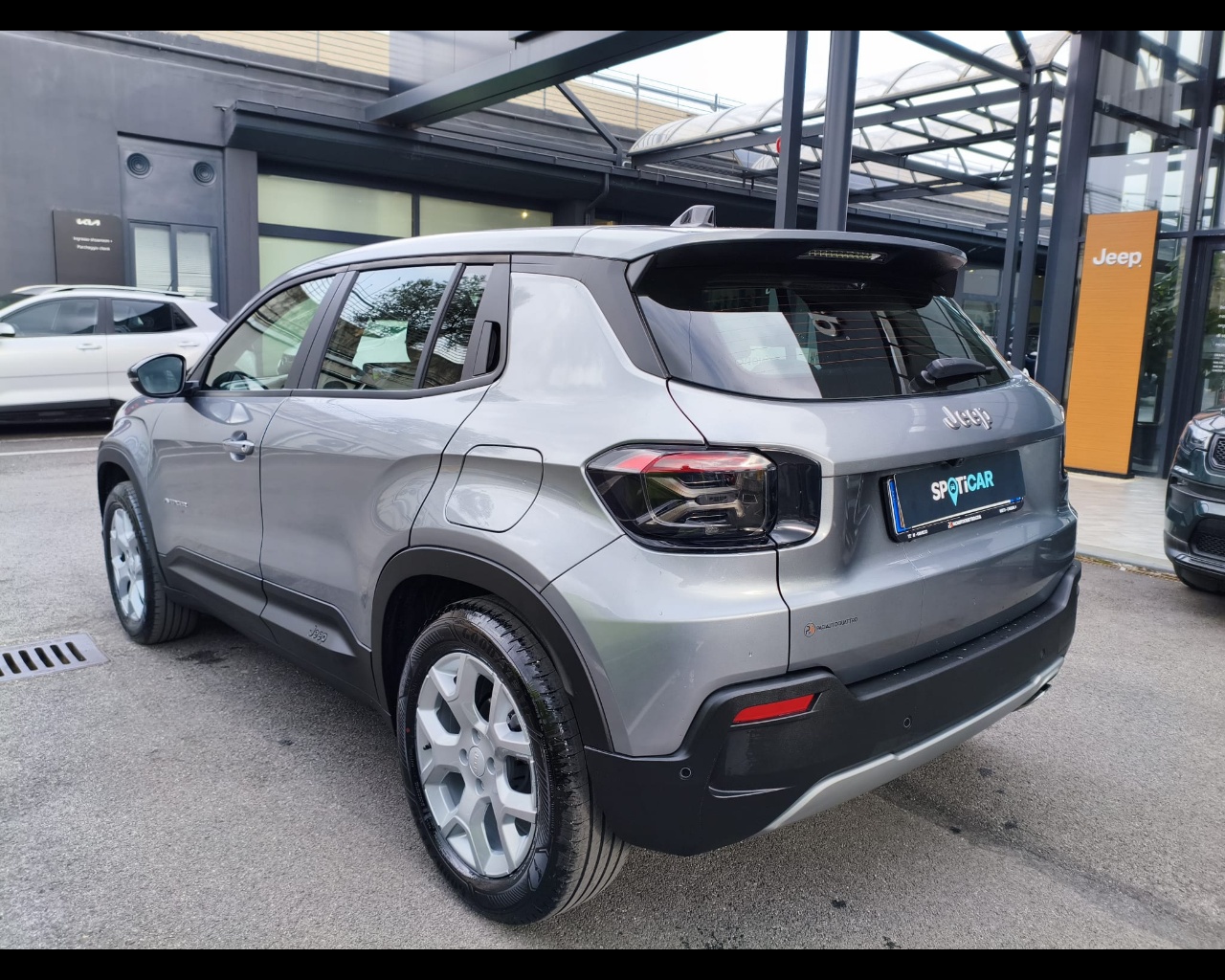 Foto JEEP Avenger 1.2 turbo e-hybrid mhev Altitude fwd 110cv edct6