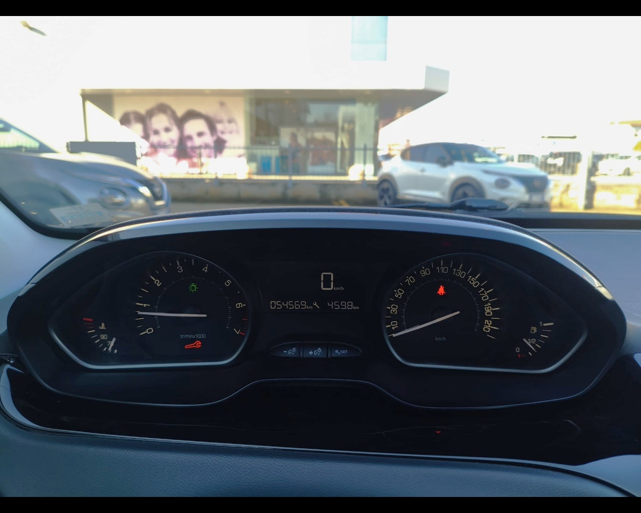 Foto PEUGEOT 208 5p 1.2 puretech Active 82cv