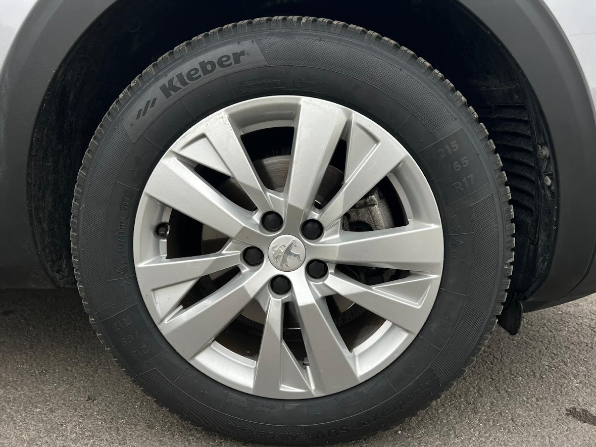 PEUGEOT 3008 3008 1.5 bluehdi Active s&s 130cv Diesel Usato - 14