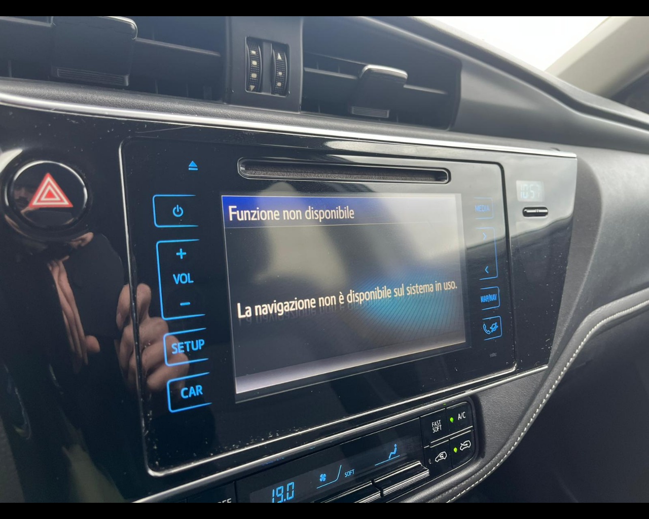 Foto TOYOTA Auris Touring Sports 1.8h Style cvt