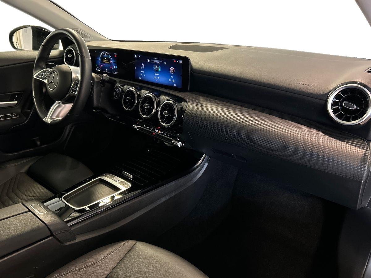 Mercedes CLA Shooting Brake CLA Shooting Brake 180 D Advanced 8G-DCT - 15