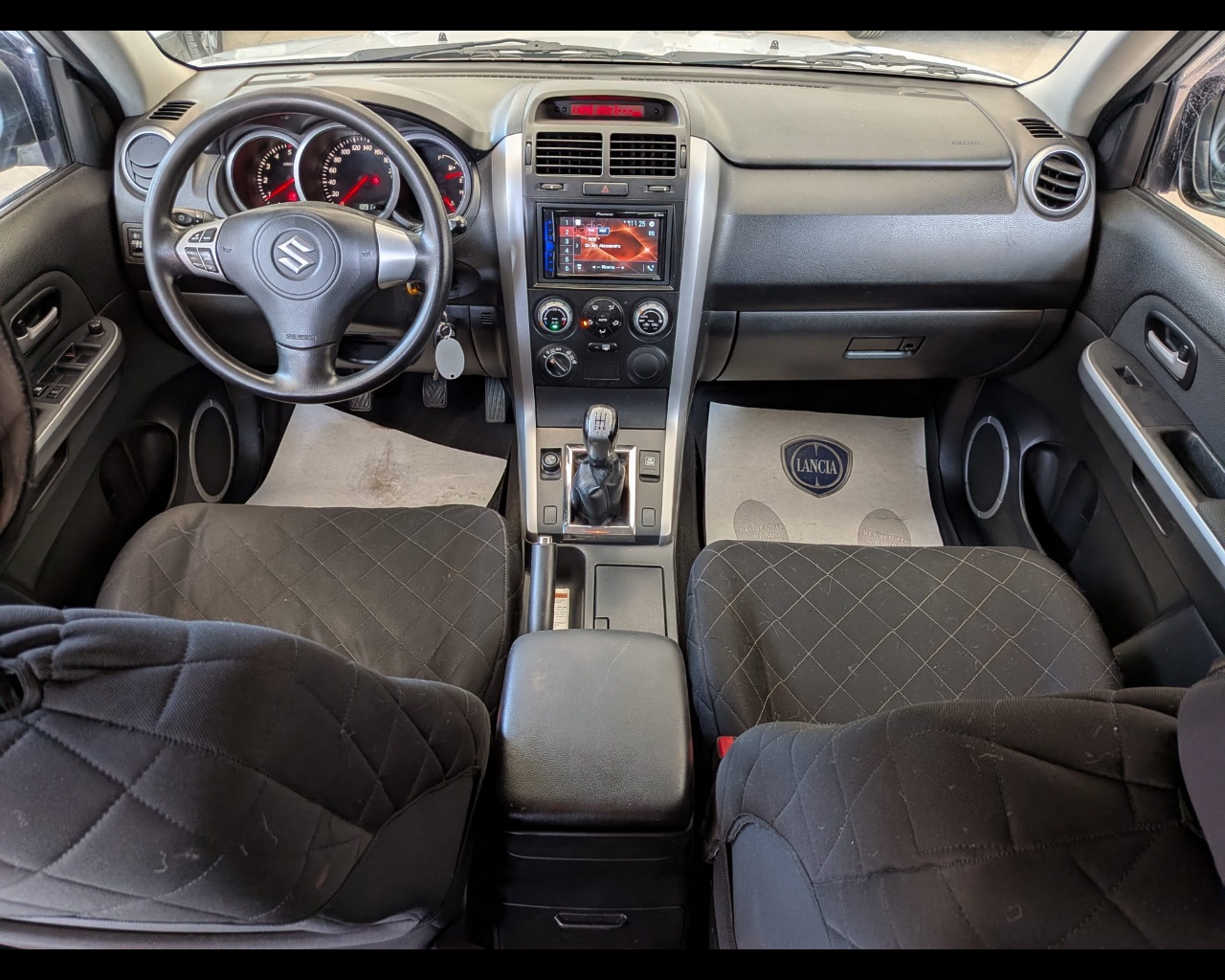 Foto SUZUKI Grand Vitara 5p 1.9 ddis