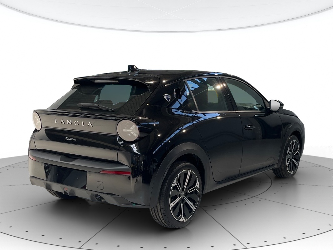 Lancia Ypsilon 2024 Aziendali 2025 Ypsilon 2024 Rovigo